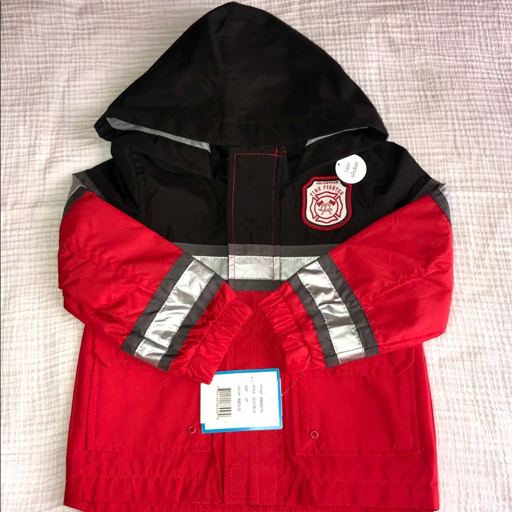 2T Boys Carter’s Rain Jacket NWT